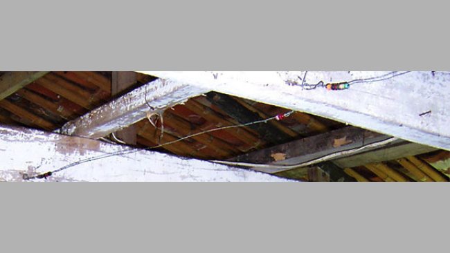 Beads stringed in a wire