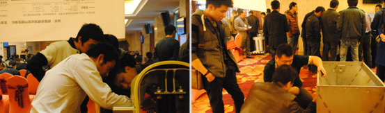 茶歇间,嘉宾上前了解德国米尼图公猪假台畜和诚多农牧育肥舍2孔料槽的使用方法