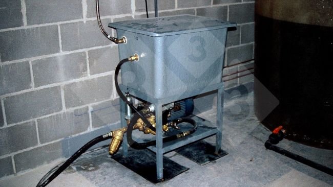 适用于在带有压力泵的仓库中进行给药的水箱。
